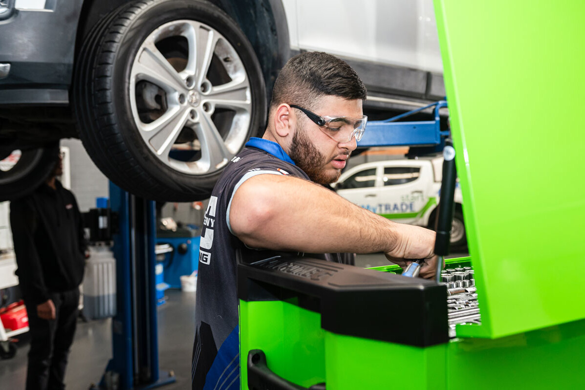 Cert II Automotive Servicing course sydney